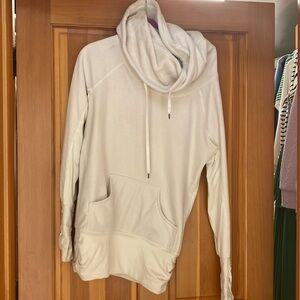 Cream fleece sweatshirt